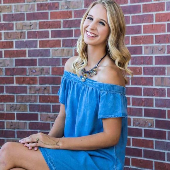 Meet the Posher Other - Meet your Posher, Grace